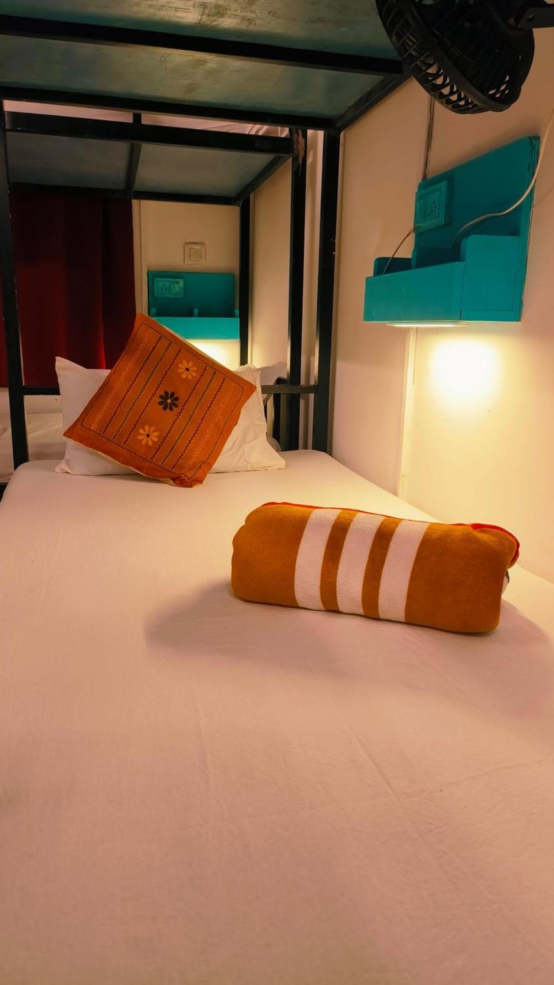 Mitra Hostel Arambol Szoba fotó