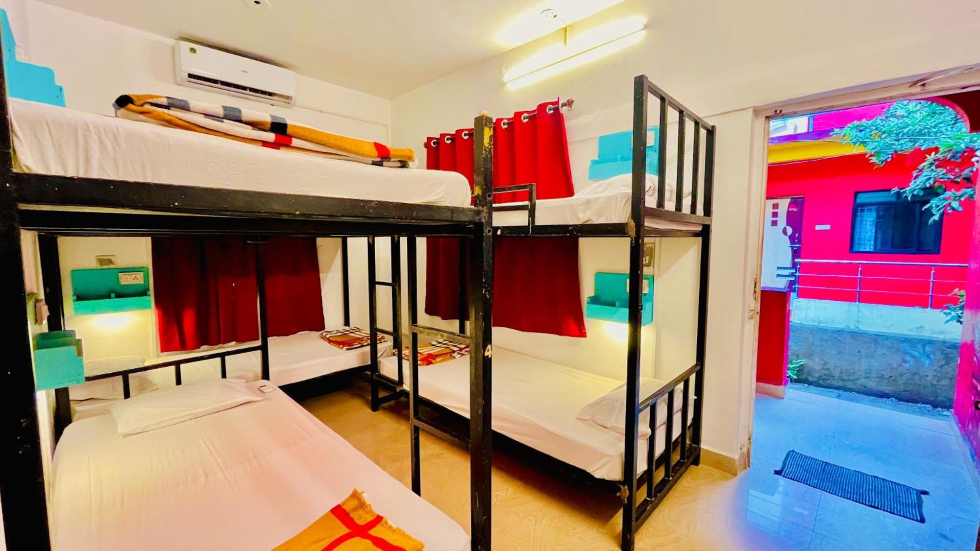 Mitra Hostel Arambol Szoba fotó